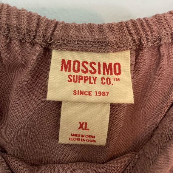 Mossimo Eyelet Romper - Picture 5 of 7